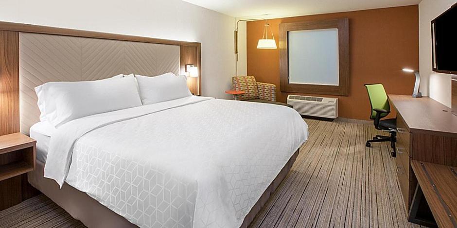 Holiday Inn Express & Suites - Lumberton By Ihg Exteriér fotografie
